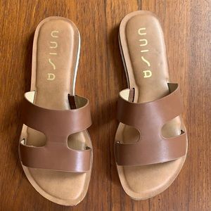 UNISA “Unadlie-T” brown faux vegan leather sandals